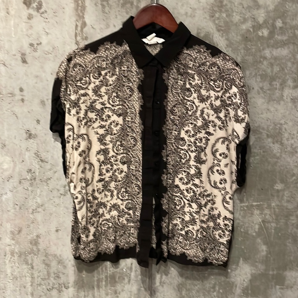 H&M button down blouse